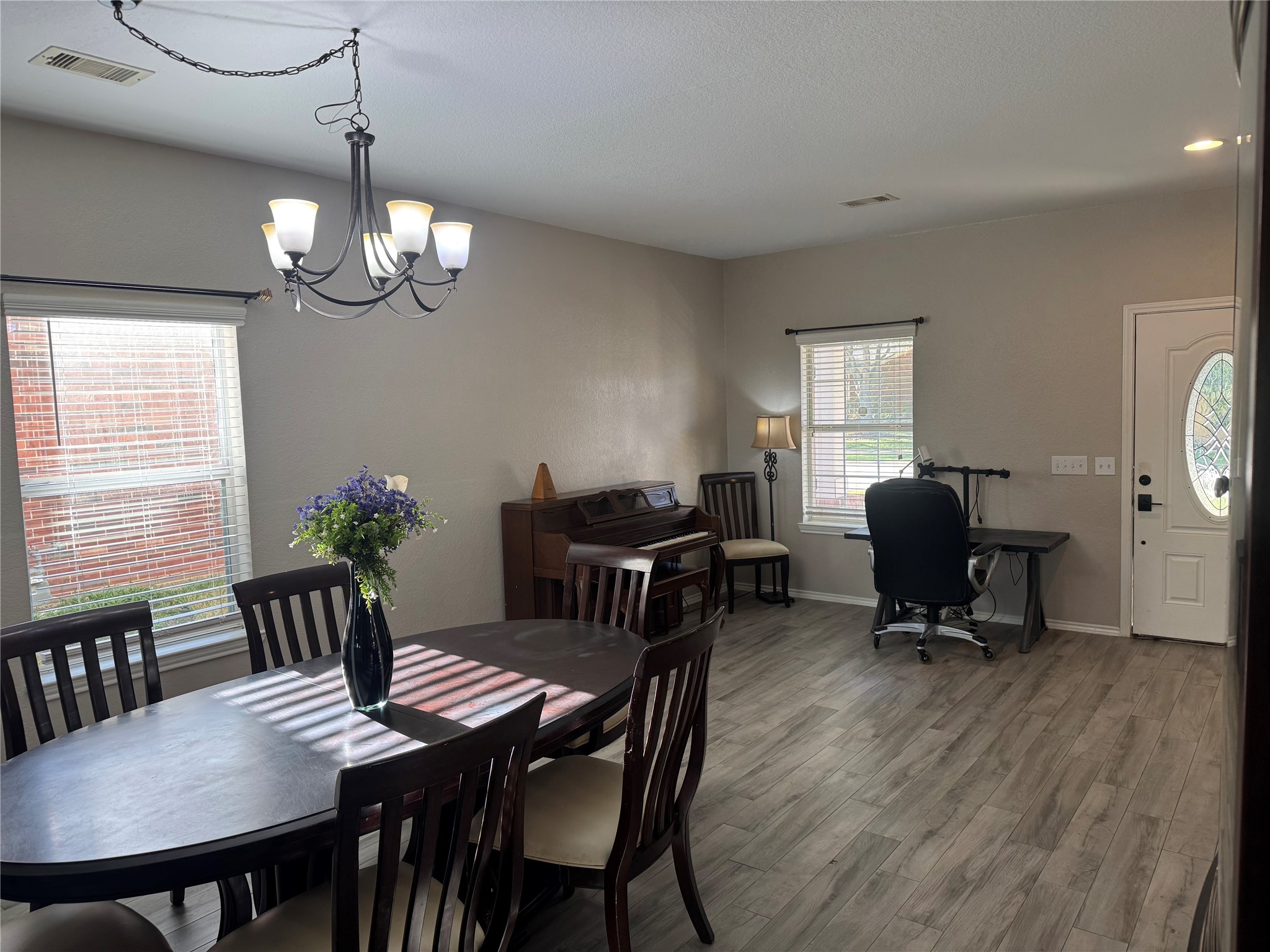 8415 Clover Leaf Drive Rosenberg, TX 77469 - Photo 4 of 33 Office desk with Dual Monitor setup