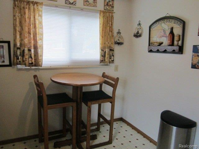 35605 Rutherford Street Clinton Township, MI 48035 - Photo 9 of 22 179.JPG