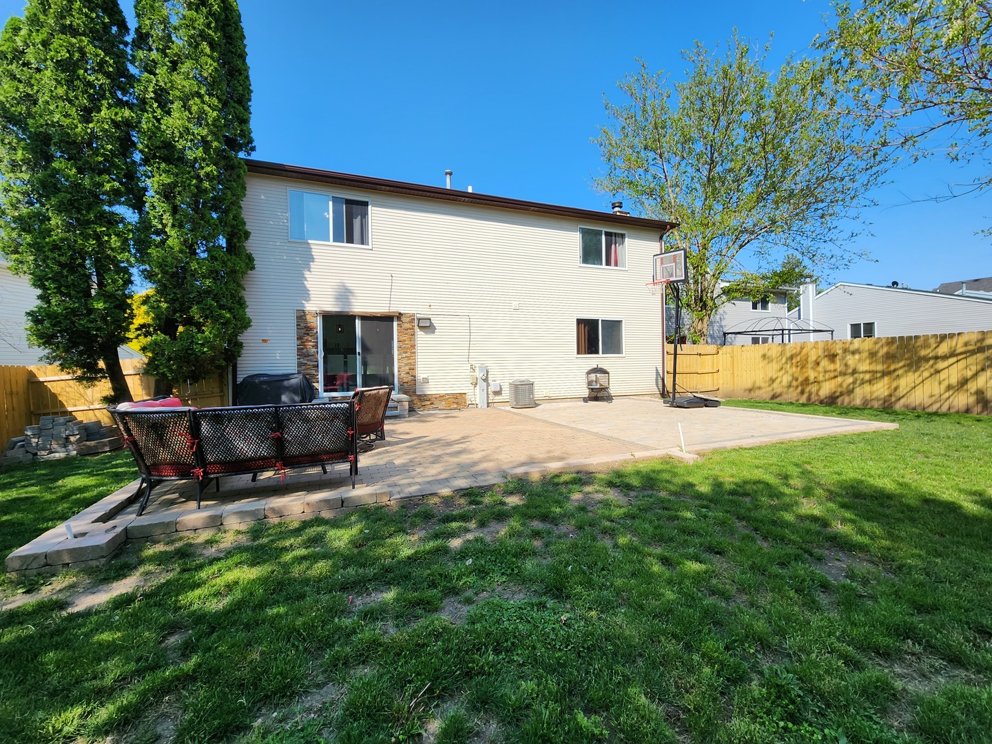 696 Dover Drive Elgin, IL 60120 - Photo 27 of 32 a view of outdoor space yard and patio