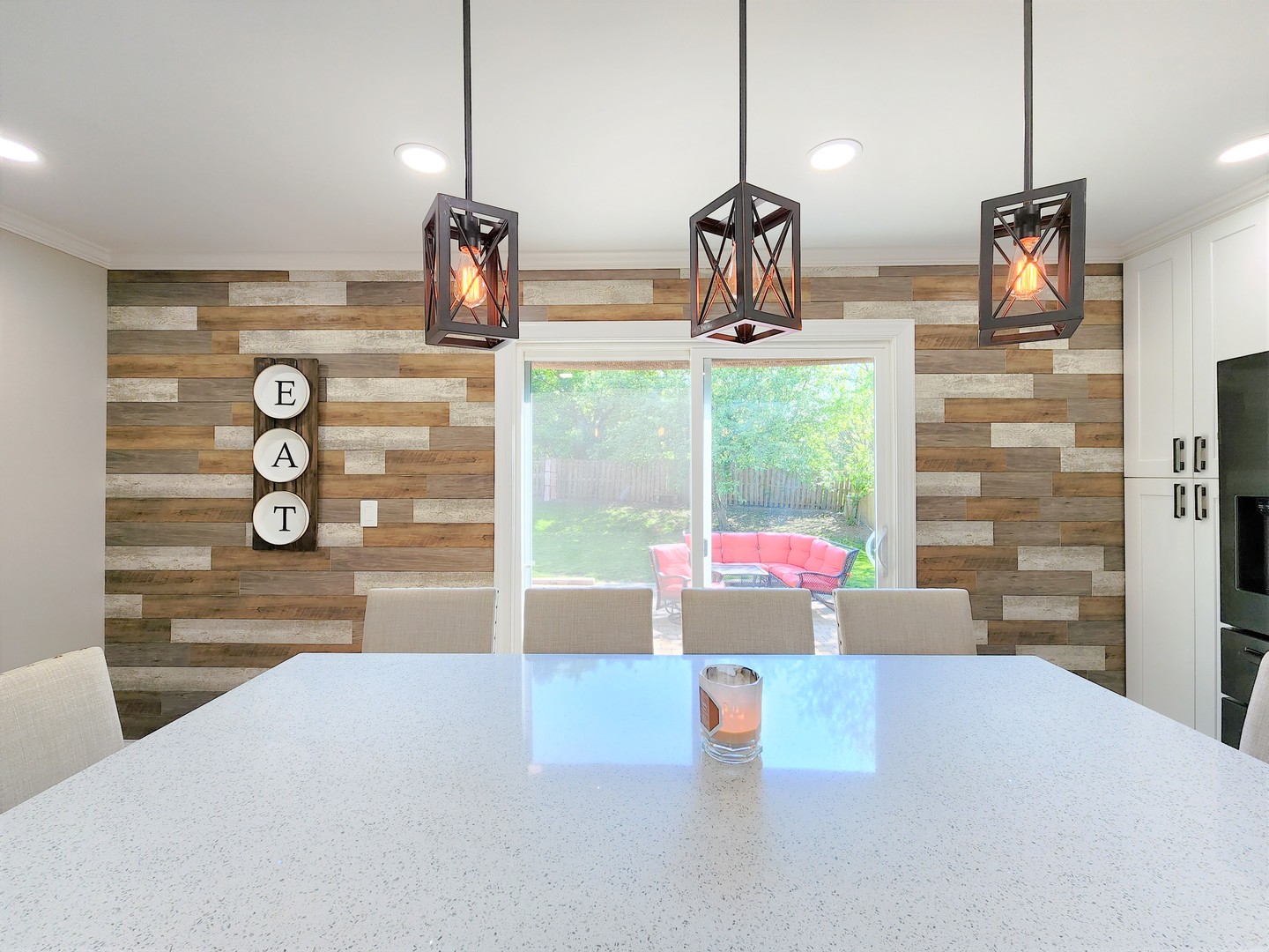 696 Dover Drive Elgin, IL 60120 - Photo 8 of 32 a view of empty room with kitchen view