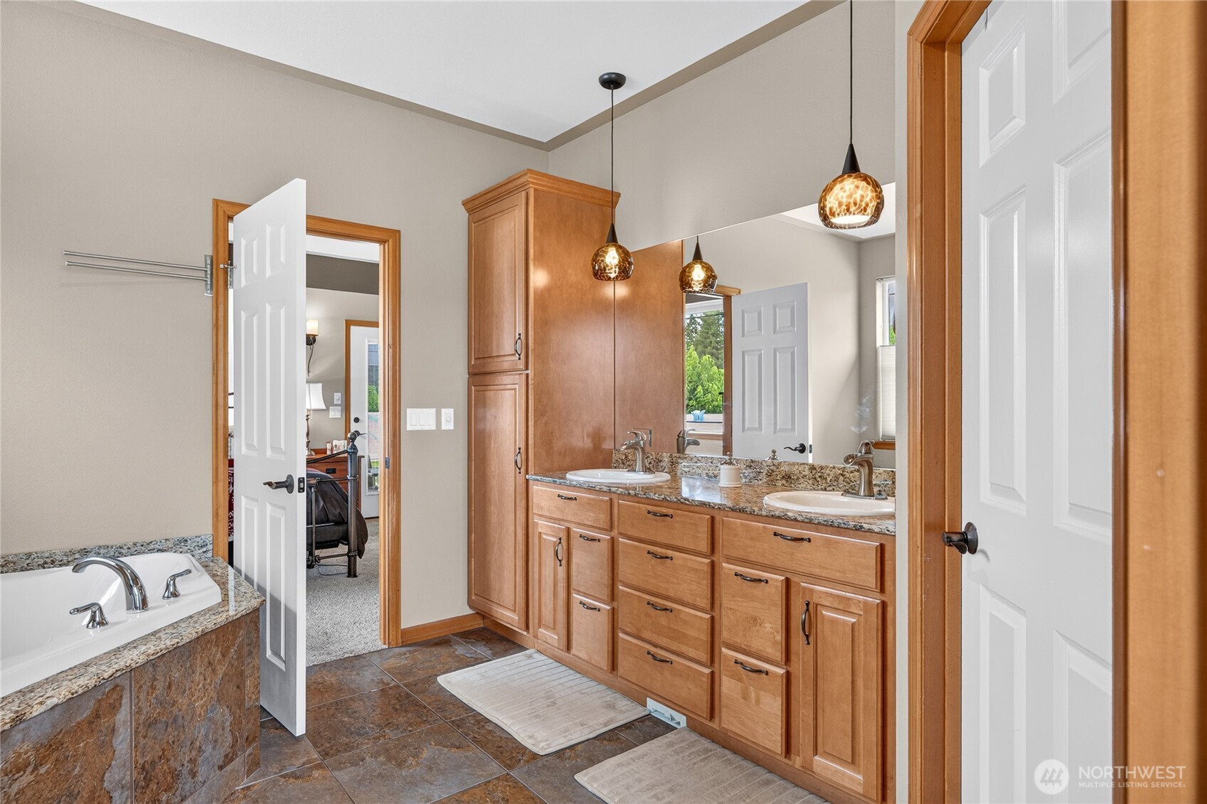87 Springhill Drive East Wenatchee, WA 98802 - Photo 17 of 39