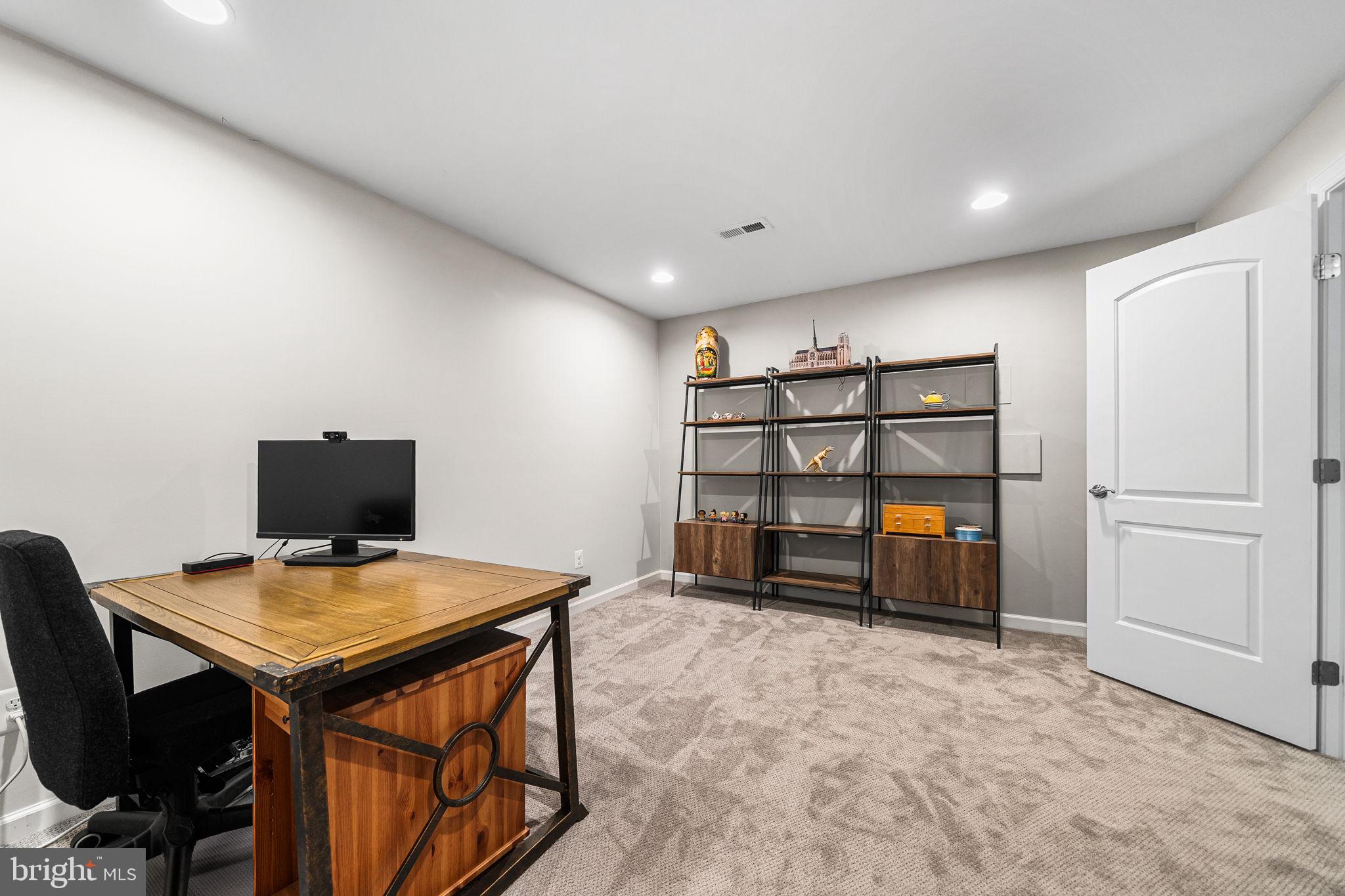 1232 Shenandoah Road Alexandria, VA 22308 - Photo 38 of 50