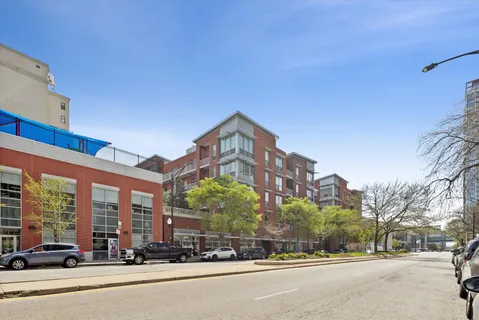 $349,900 | 2025 South Indiana Avenue, Unit 209, Chicago, IL 60616