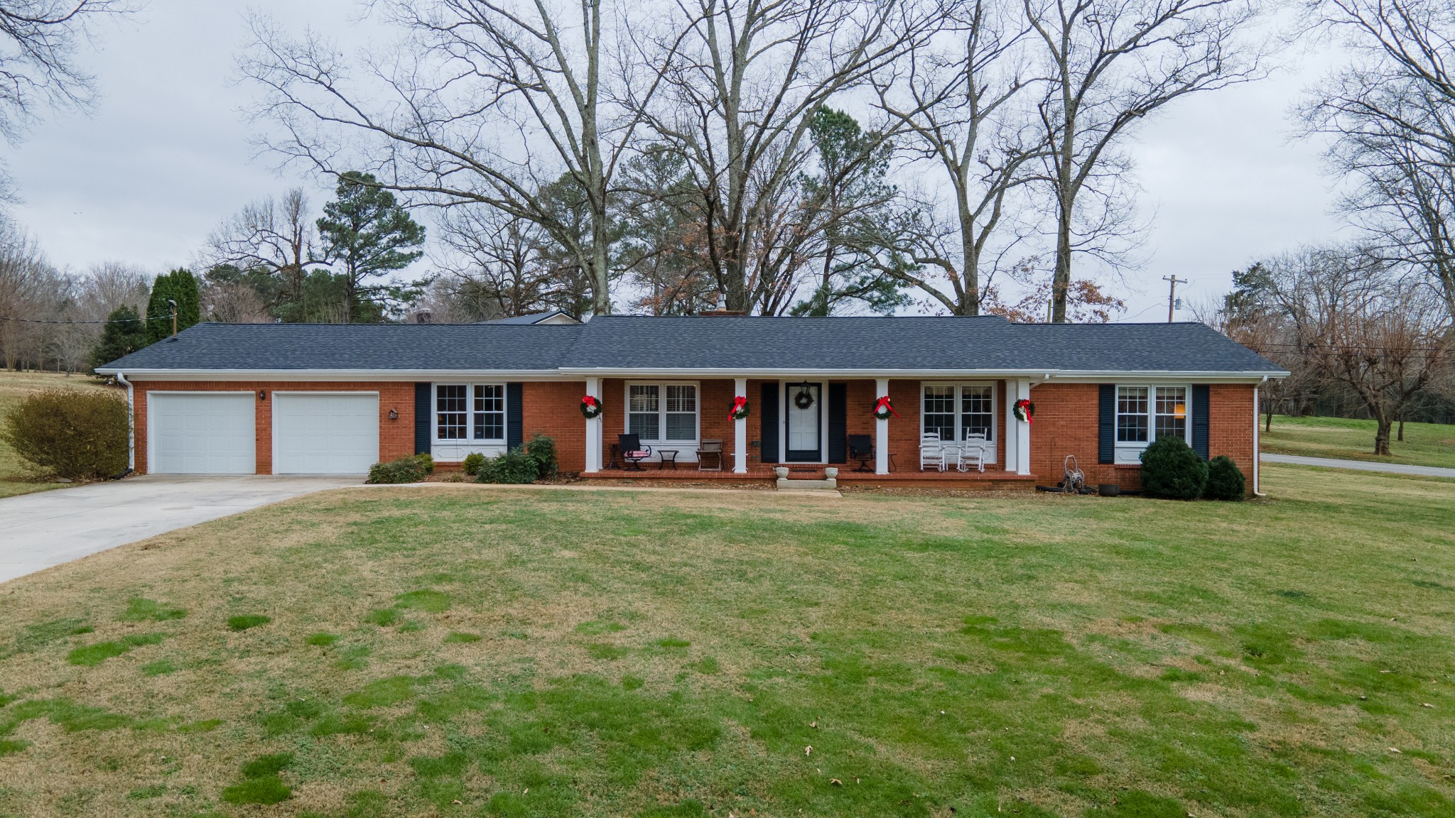 40 Golf Course Lane Winchester, TN 37398 - Photo 1 of 41 Gallery Image 1