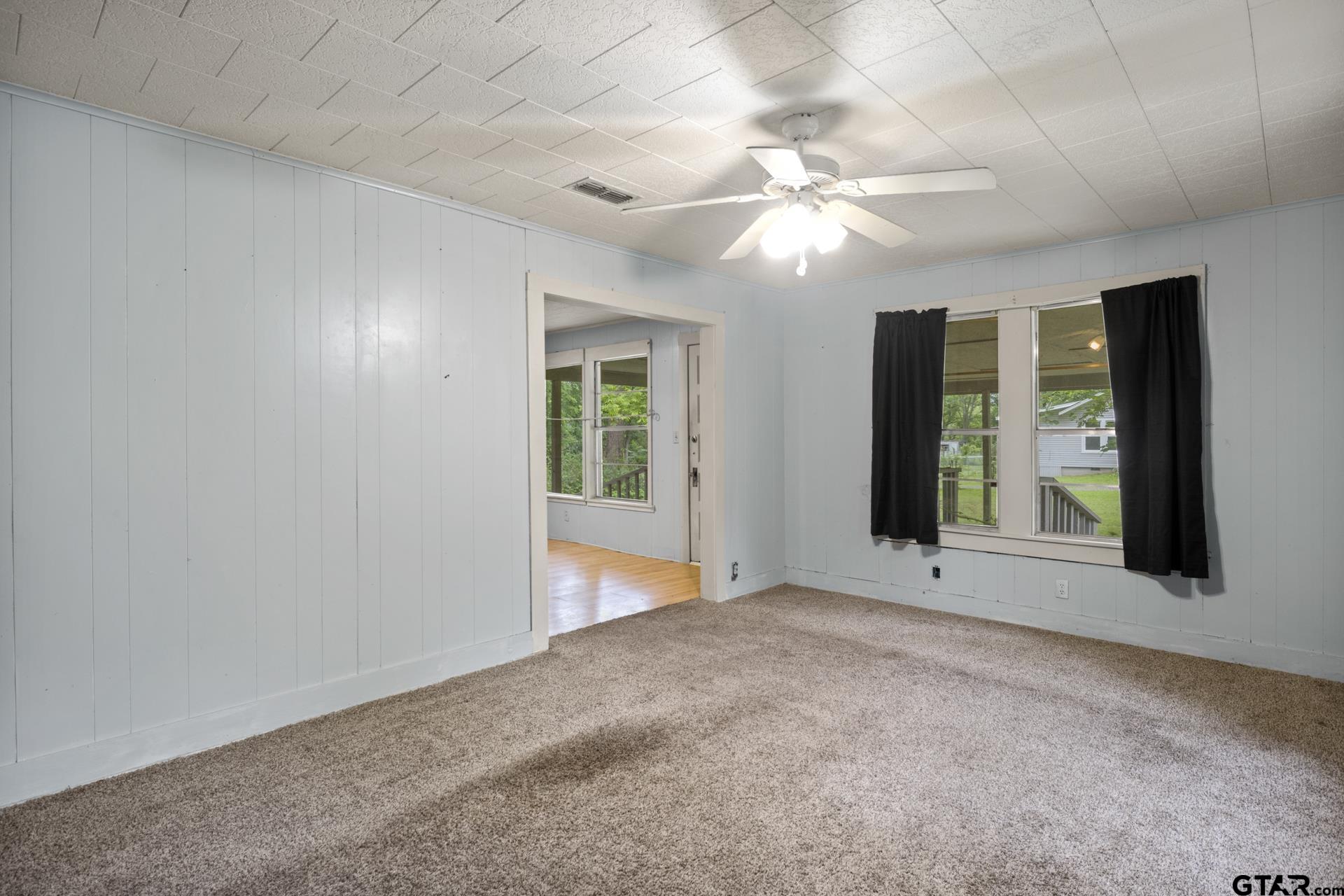 403 Pace Street Naples, TX 75568 - Photo 4 of 36