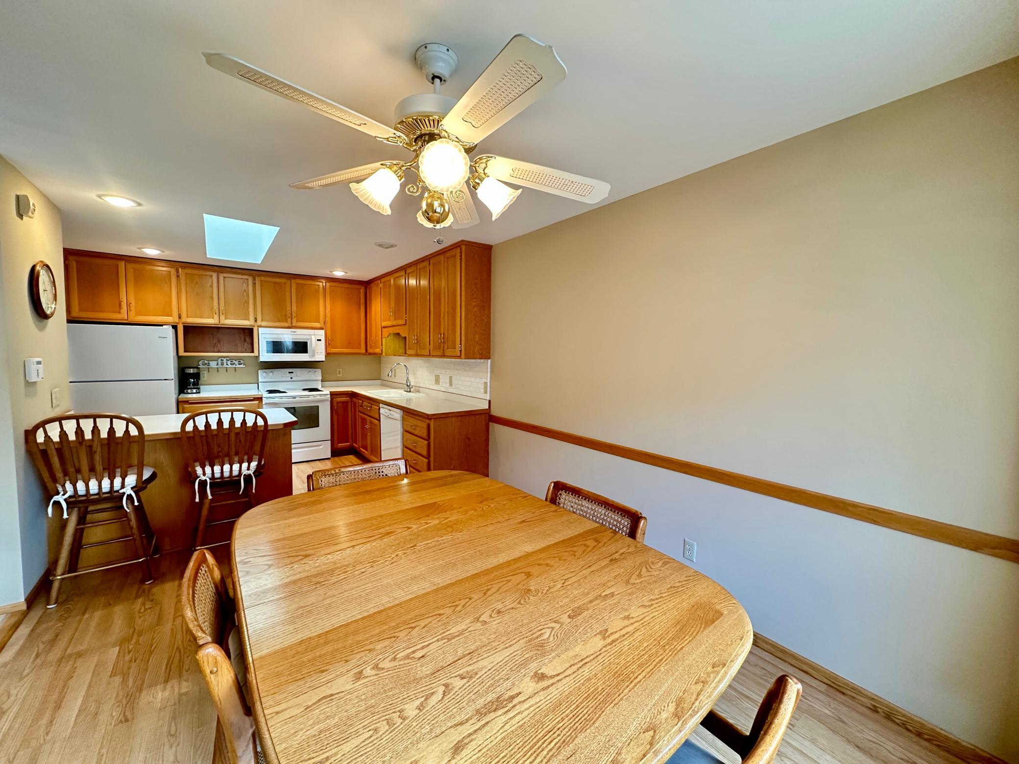 6 Oak Ridge Trail Circle Pines, MN 55014 - Photo 5 of 32