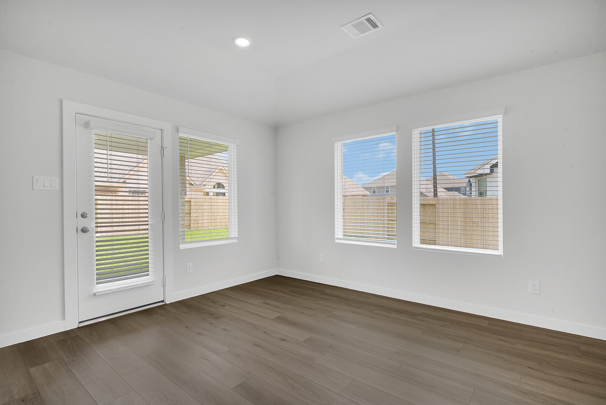 2634 Chivalry Lane Rosenberg, TX 77471 - Photo 18 of 41
