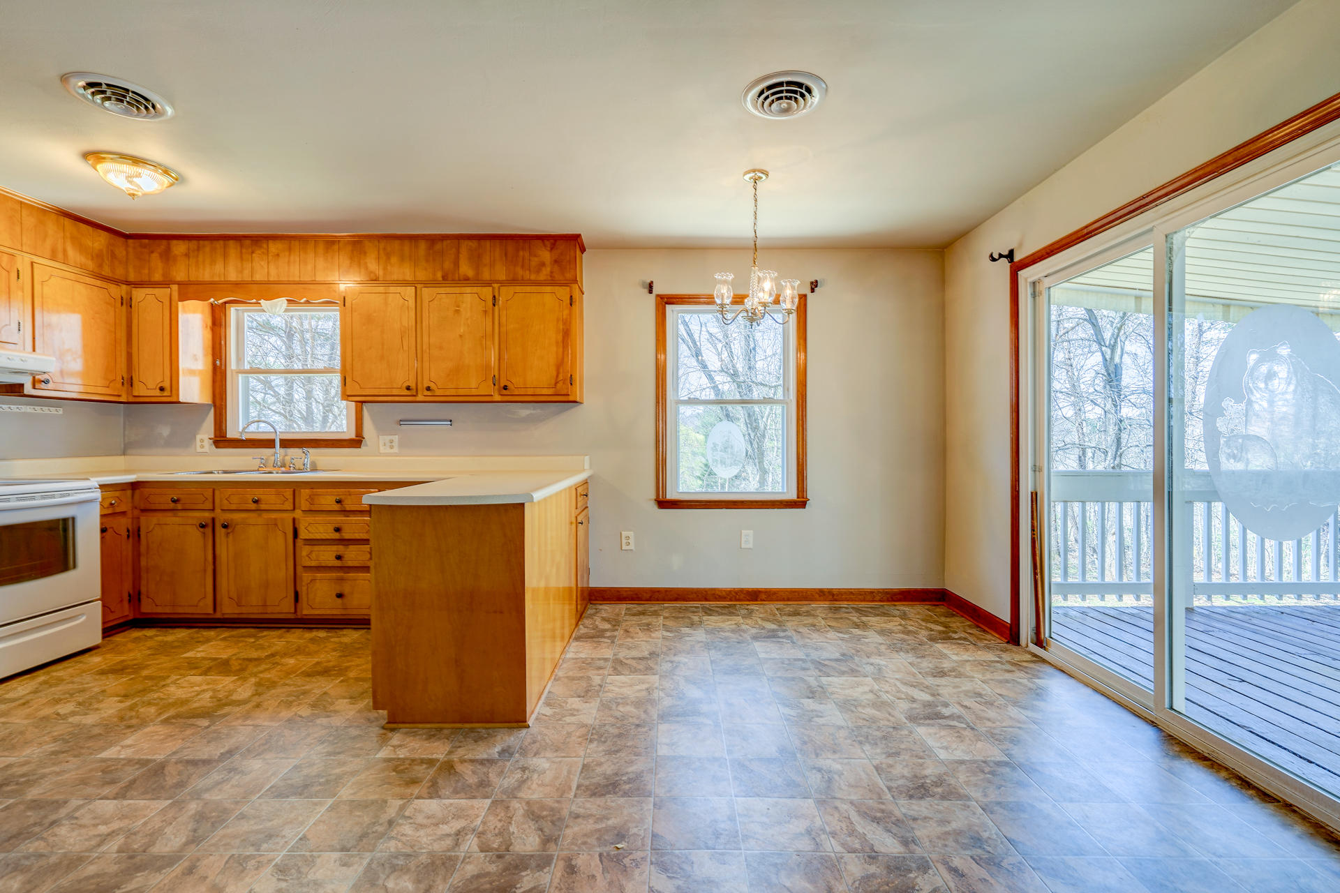 6489 Joppa Mill Road Moneta, VA 24121 - Photo 11 of 39 DSC06455_6_7_8_9