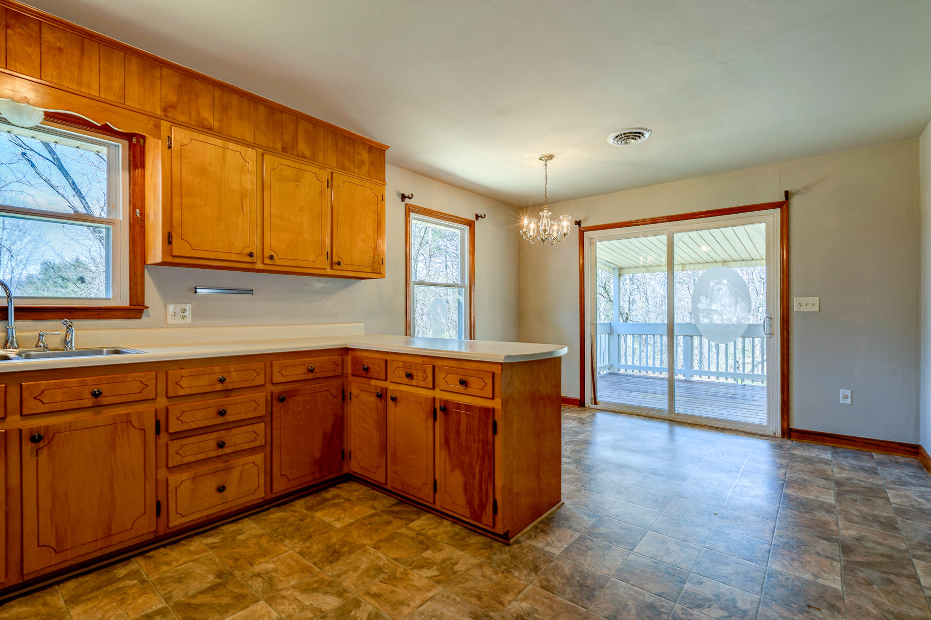 6489 Joppa Mill Road Moneta, VA 24121 - Photo 10 of 39 DSC06440_1_2_3_4