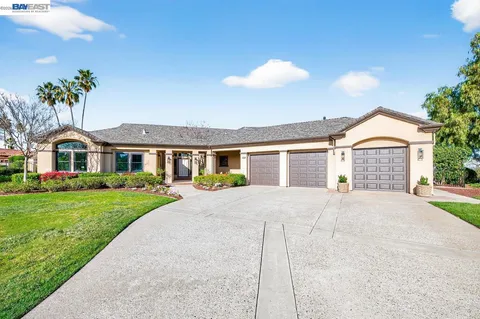 $3,000,000 | 2808 Gray Fox Court, Pleasanton, CA 94566