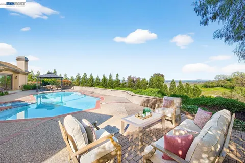 $3,000,000 | 2808 Gray Fox Court, Pleasanton, CA 94566