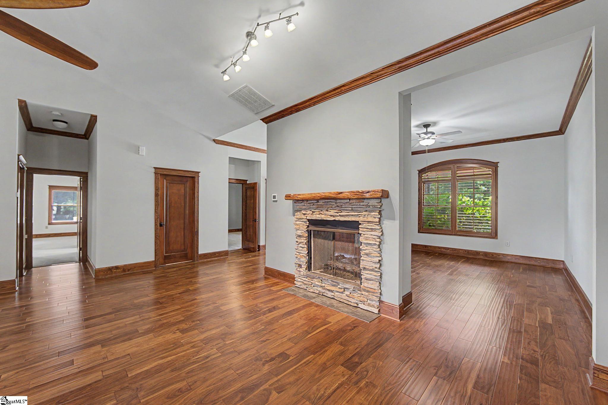 102 Gresham Road Simpsonville, SC 29681 - Photo 18 of 50