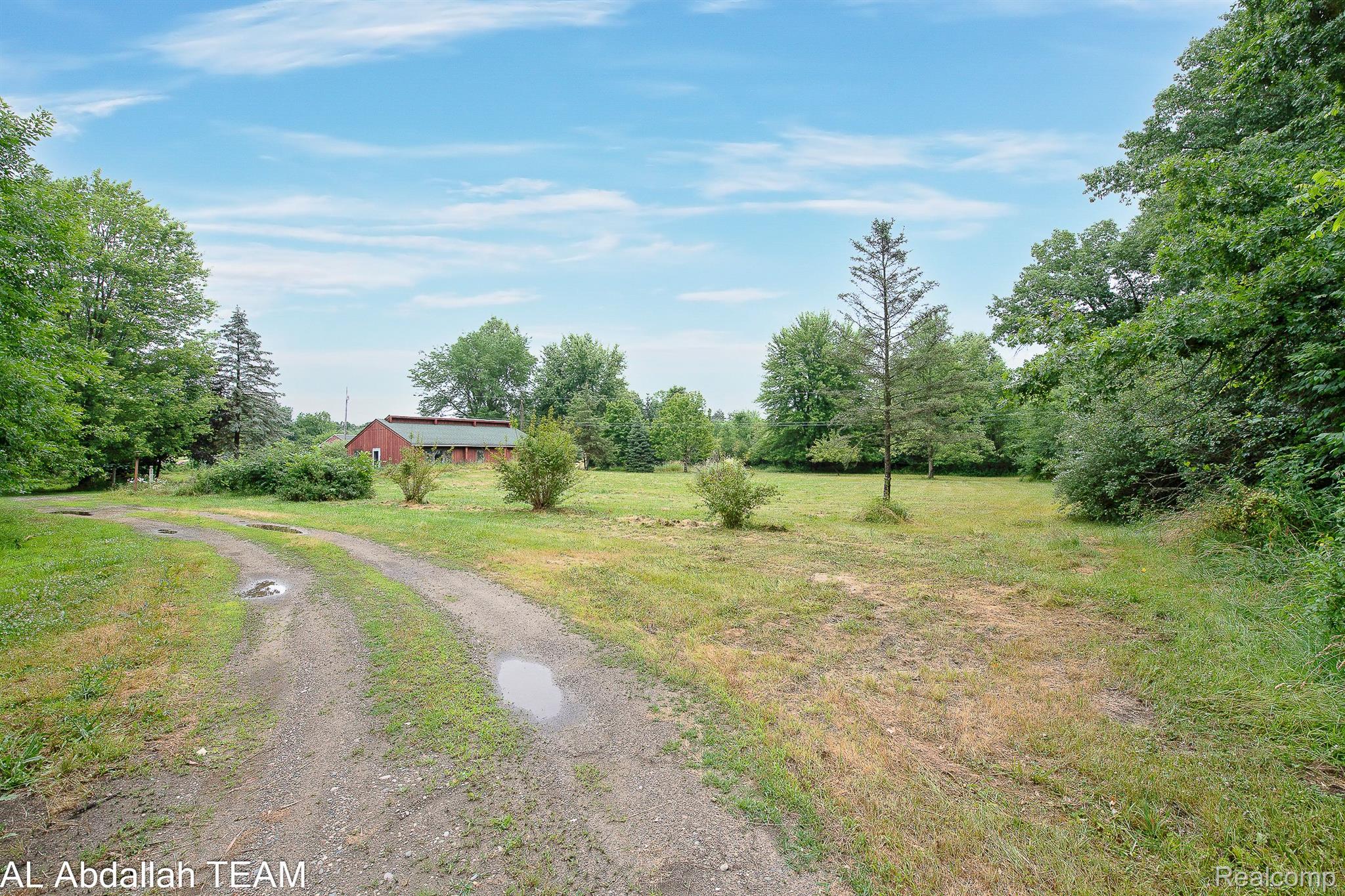 5525 Lahring Road Holly, MI 48442 - Photo 17 of 42 Gallery Image 17