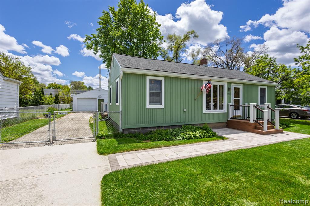 2500 Howe Street Utica, MI 48317 - Photo 2 of 36 Gallery Image 2
