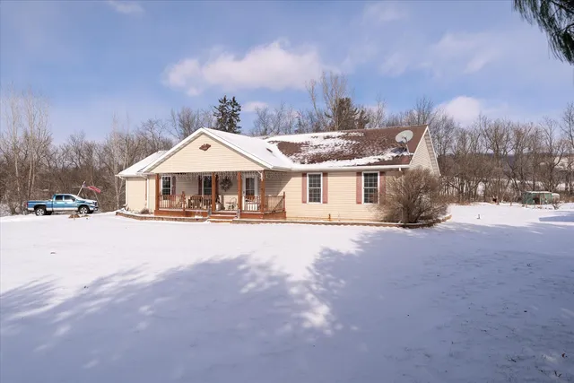 $399,900 | 1535 State 76, Houston, MN 55943