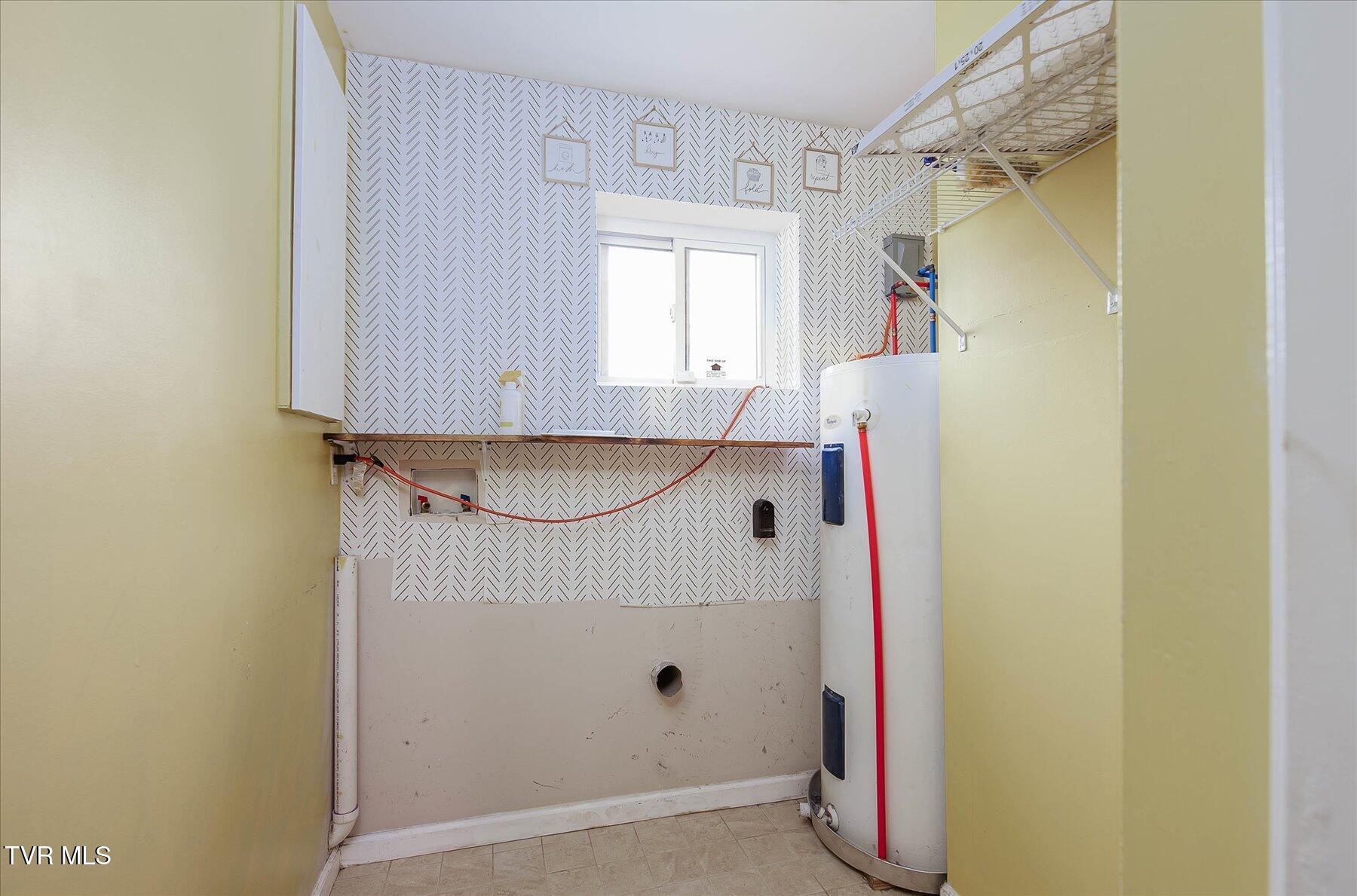 1413 Haga Road Kingsport, TN 37660 - Photo 15 of 32 15-1413 Haga Rd-15