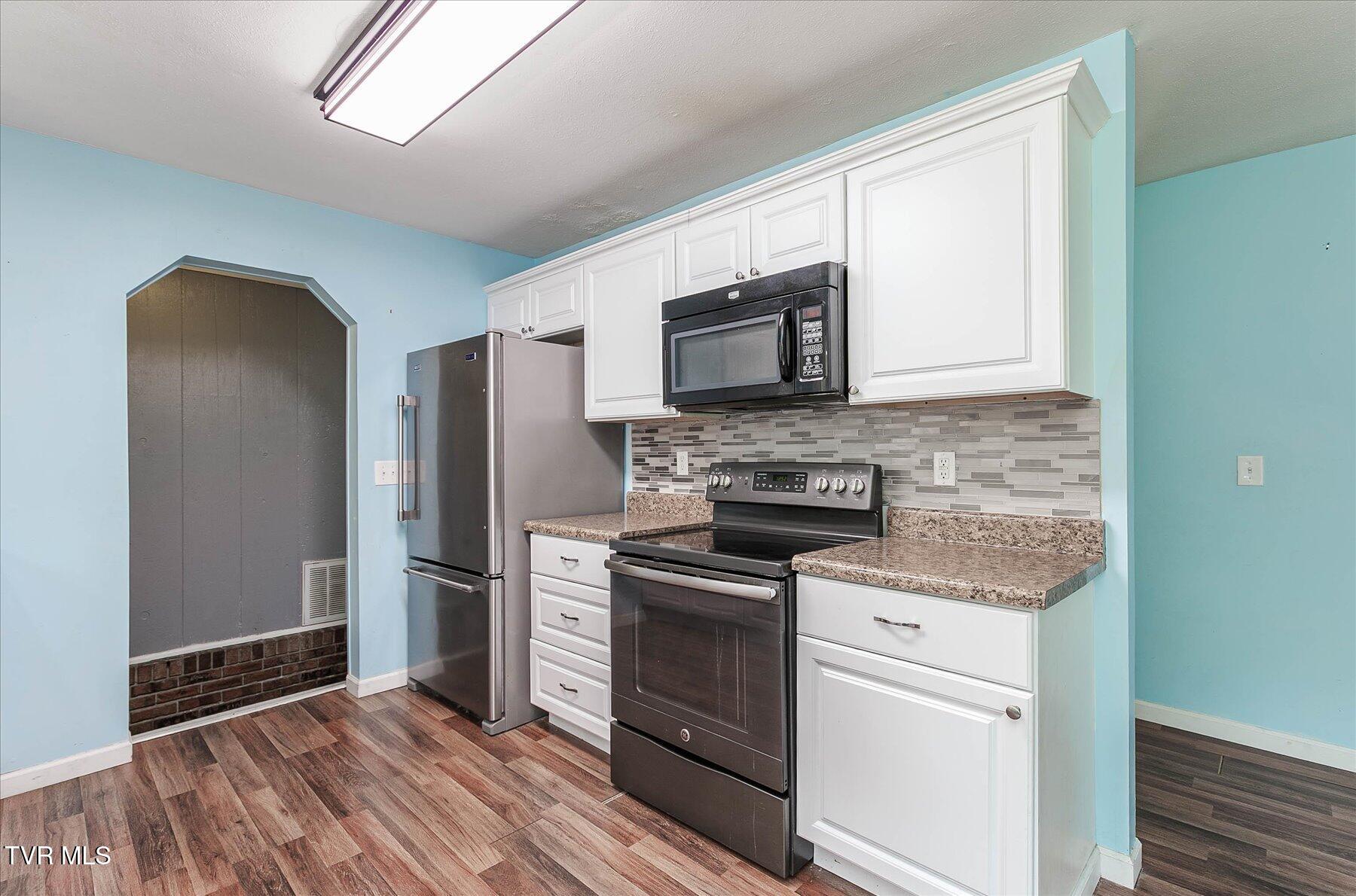 1413 Haga Road Kingsport, TN 37660 - Photo 19 of 32 19-1413 Haga Rd-19