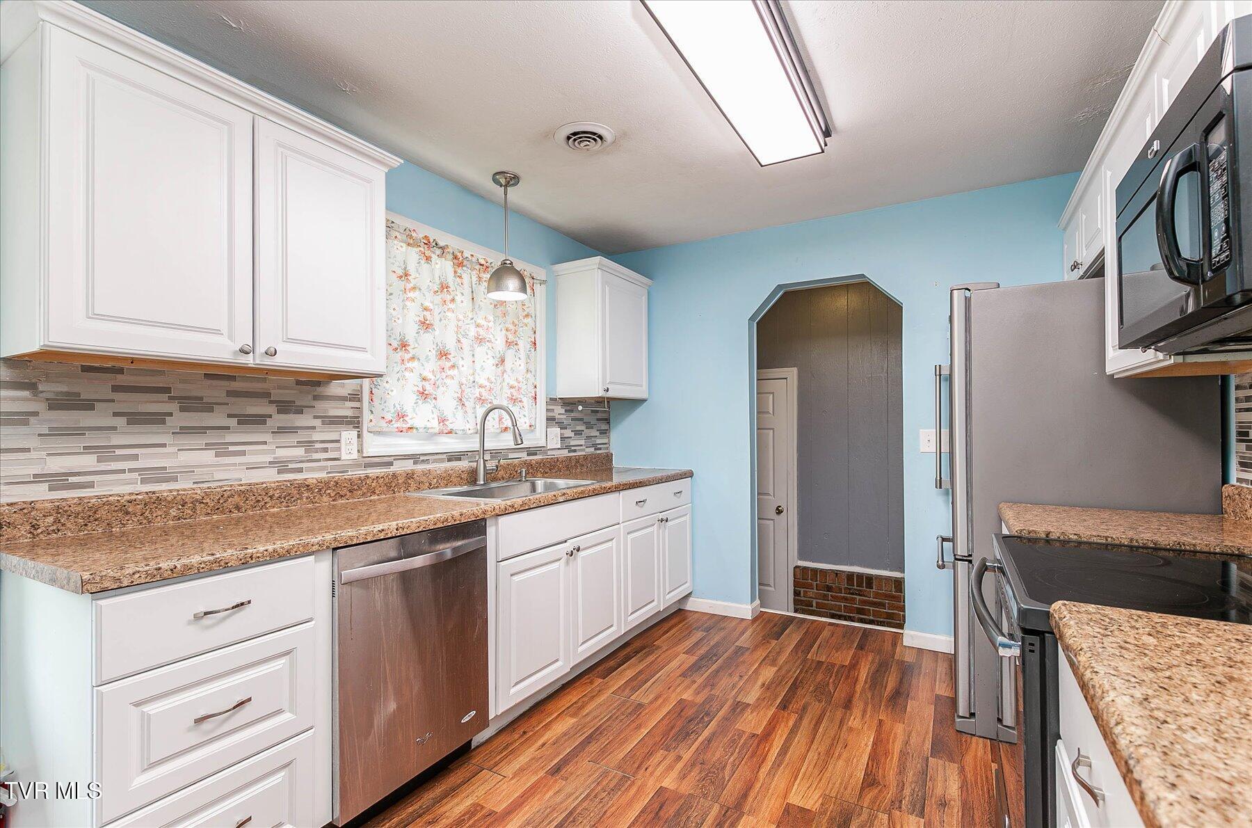 1413 Haga Road Kingsport, TN 37660 - Photo 20 of 32 20-1413 Haga Rd-20