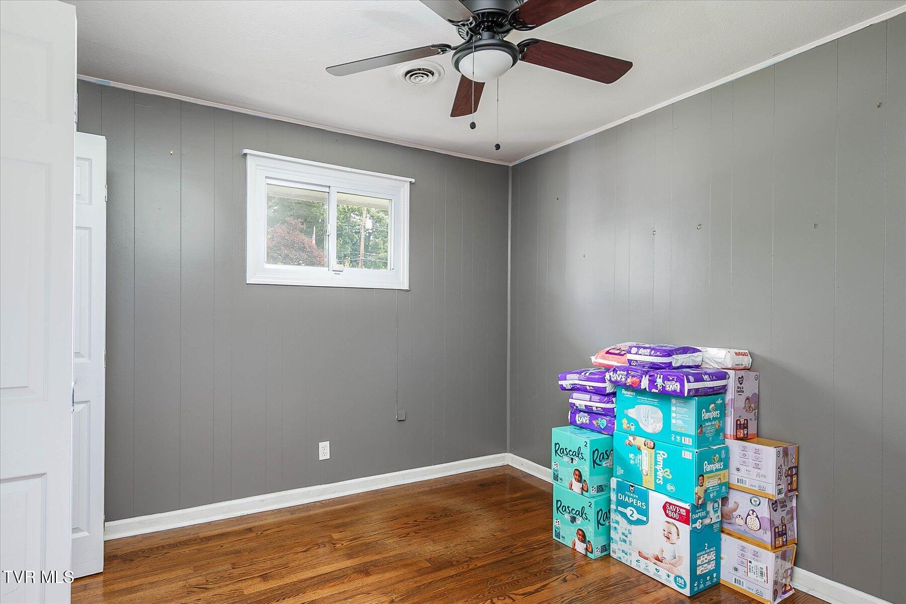 1413 Haga Road Kingsport, TN 37660 - Photo 23 of 32 23-1413 Haga Rd-23