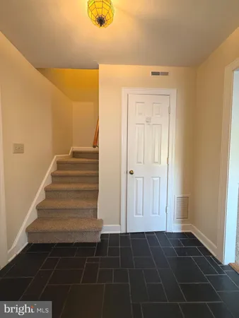 $1,750 | 1440 Kenmore Avenue, Fredericksburg, VA 22401