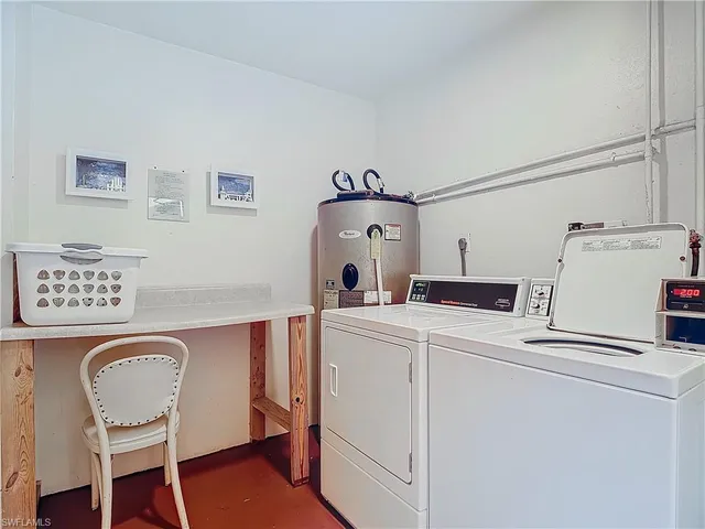 $235,000 | 170 Turtle Lake Court, Unit 211, Naples, FL 34105