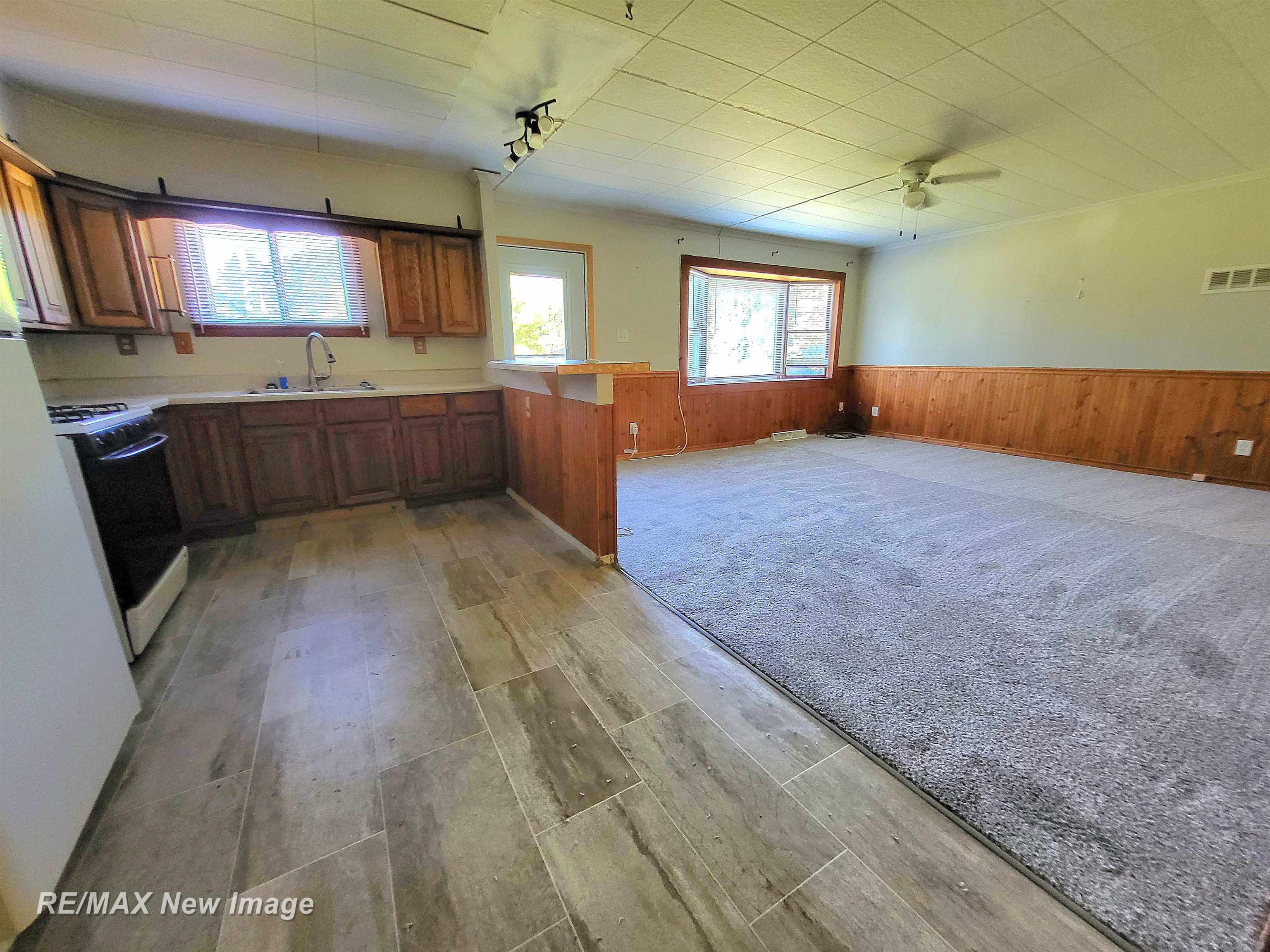 9801 Hill Road Reese, MI 48757 - Photo 3 of 30