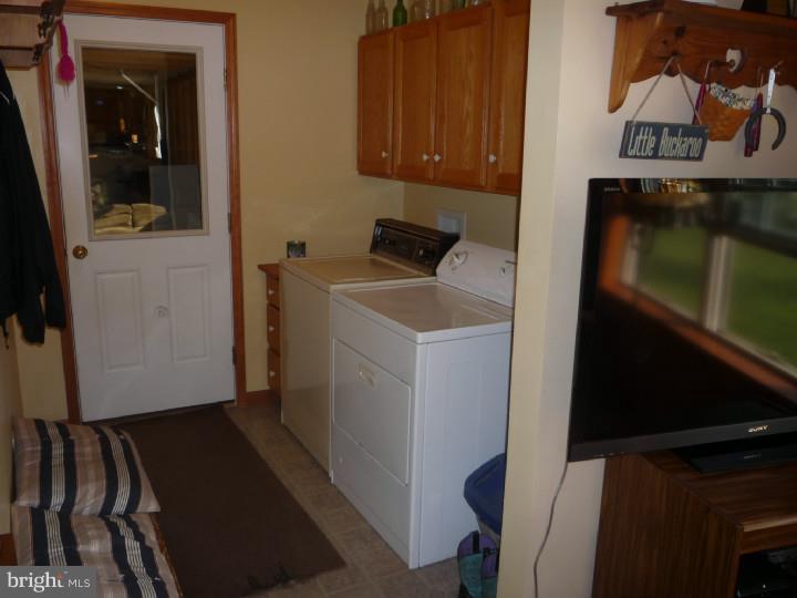 101 Robbins Road Pilesgrove, NJ 08098 - Photo 9 of 21 Laundry Room