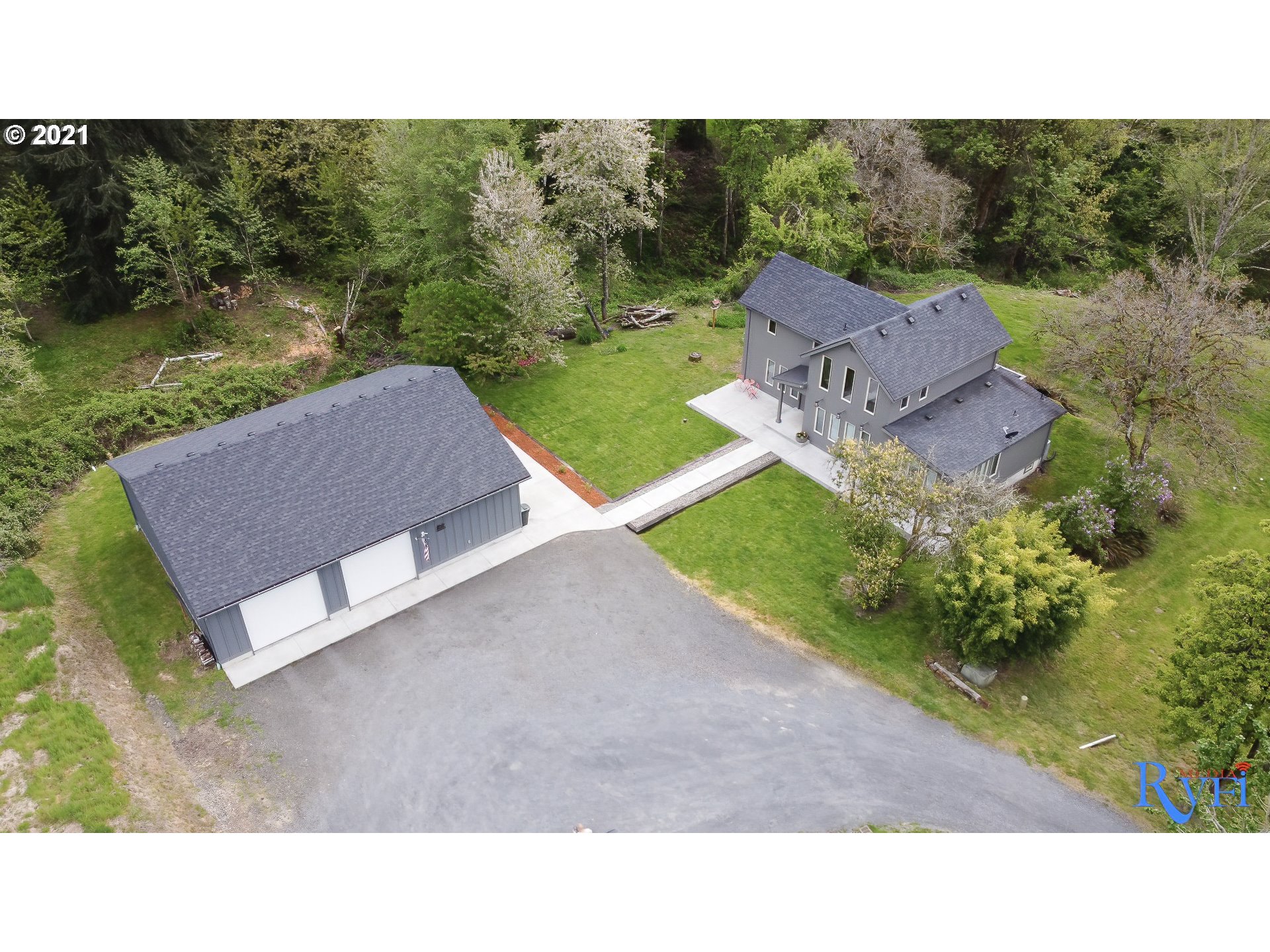 1221 Cloverdale Road Kalama, WA 98625 - Photo 3 of 32 Gallery Image 3