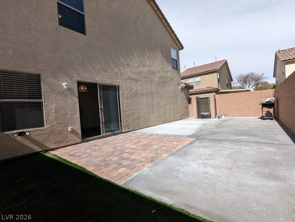 $2,000 | 10807 Mason Hill Avenue, Las Vegas, NV 89166