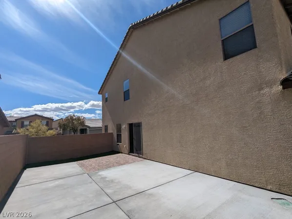 $2,000 | 10807 Mason Hill Avenue, Las Vegas, NV 89166