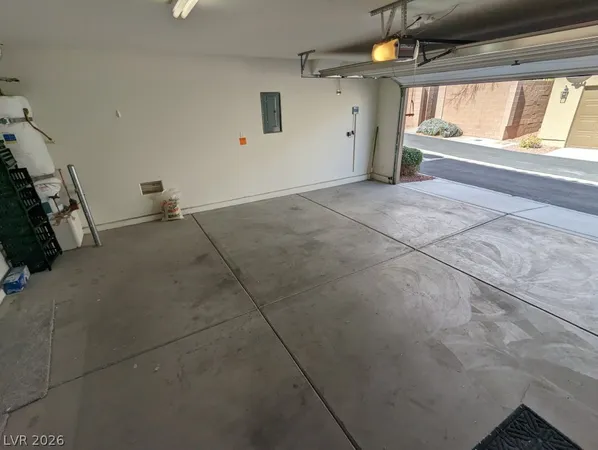 $2,000 | 10807 Mason Hill Avenue, Las Vegas, NV 89166