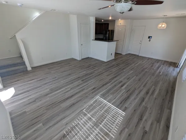 $2,000 | 10807 Mason Hill Avenue, Las Vegas, NV 89166