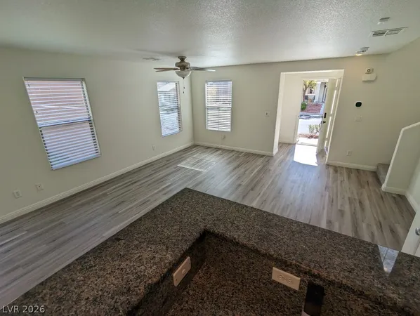 $2,000 | 10807 Mason Hill Avenue, Las Vegas, NV 89166