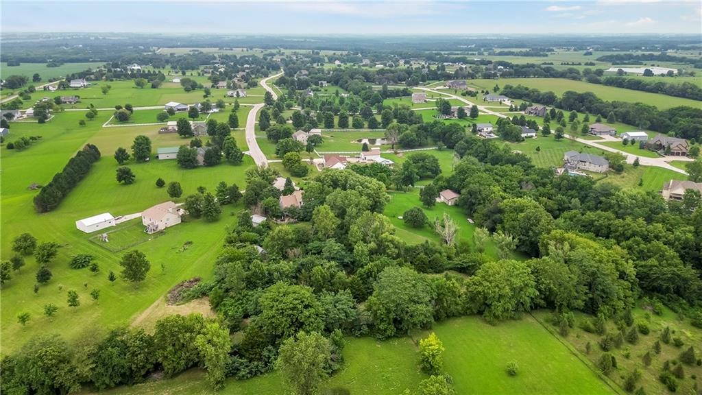 27750 Normandy Road Louisburg, KS 66053 - Photo 37 of 52 Gallery Image 37
