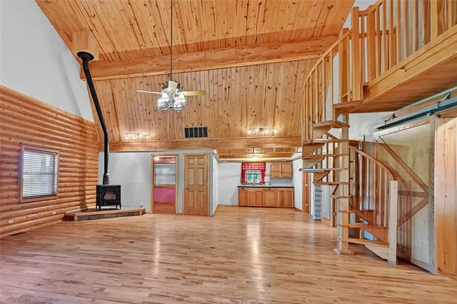 $950,000 | 570 Ayres Road, Bells, TX 75414