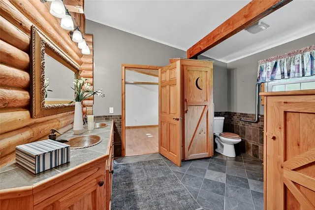 $950,000 | 570 Ayres Road, Bells, TX 75414