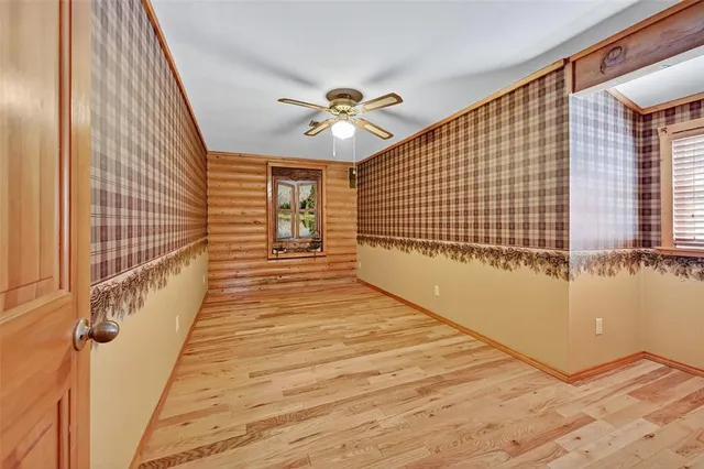 $950,000 | 570 Ayres Road, Bells, TX 75414