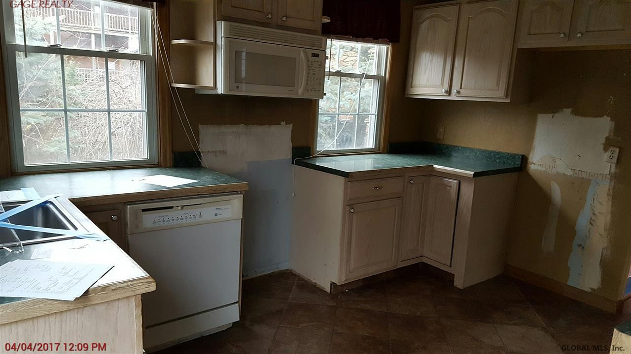 9 River Street Schenectady, NY 12305 - Photo 10 of 20 Photo 10