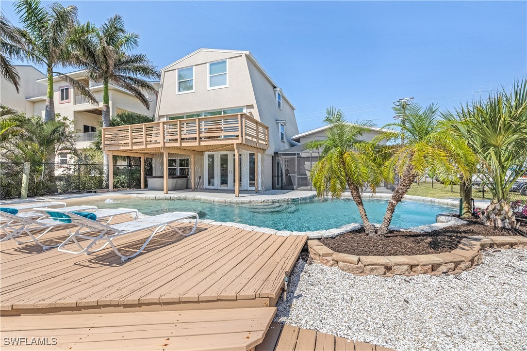 a view of a house with entertaining space