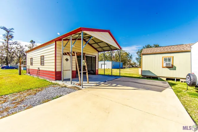 $240,000 | 2527 Bayou Blue Road, Houma, LA 70364