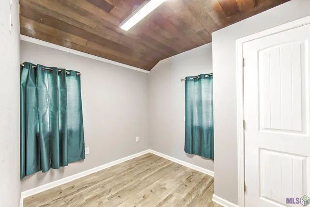 $240,000 | 2527 Bayou Blue Road, Houma, LA 70364