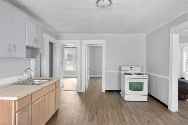 $425,000 | 73 South Street, Waterbury, CT 06706