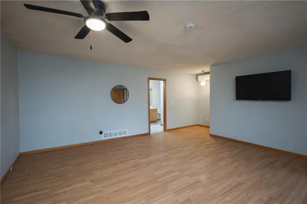 $259,900 | 18 Southwest County Rd Bb, Warrensburg, MO 64093