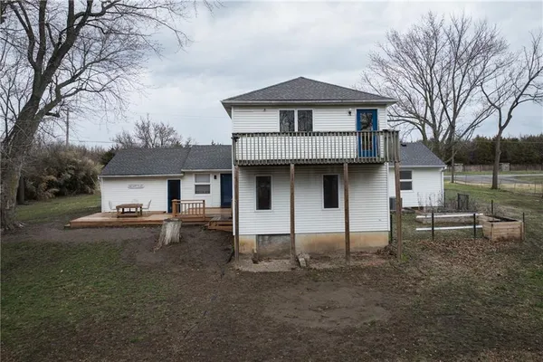 $259,900 | 18 Southwest County Rd Bb, Warrensburg, MO 64093