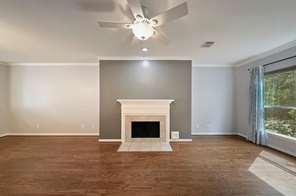$384,900 | 3023 Austin Street, Houston, TX 77004