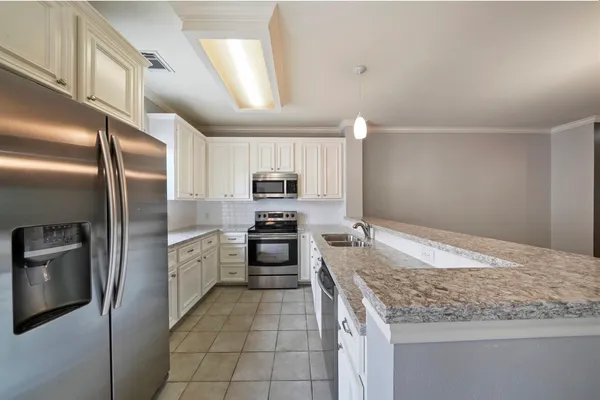 $384,900 | 3023 Austin Street, Houston, TX 77004