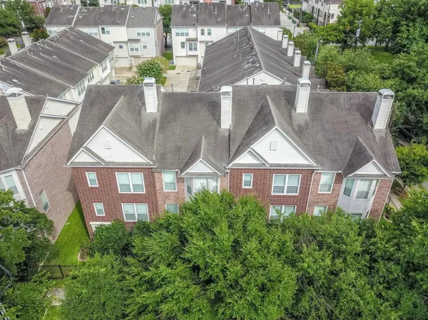 $384,900 | 3023 Austin Street, Houston, TX 77004