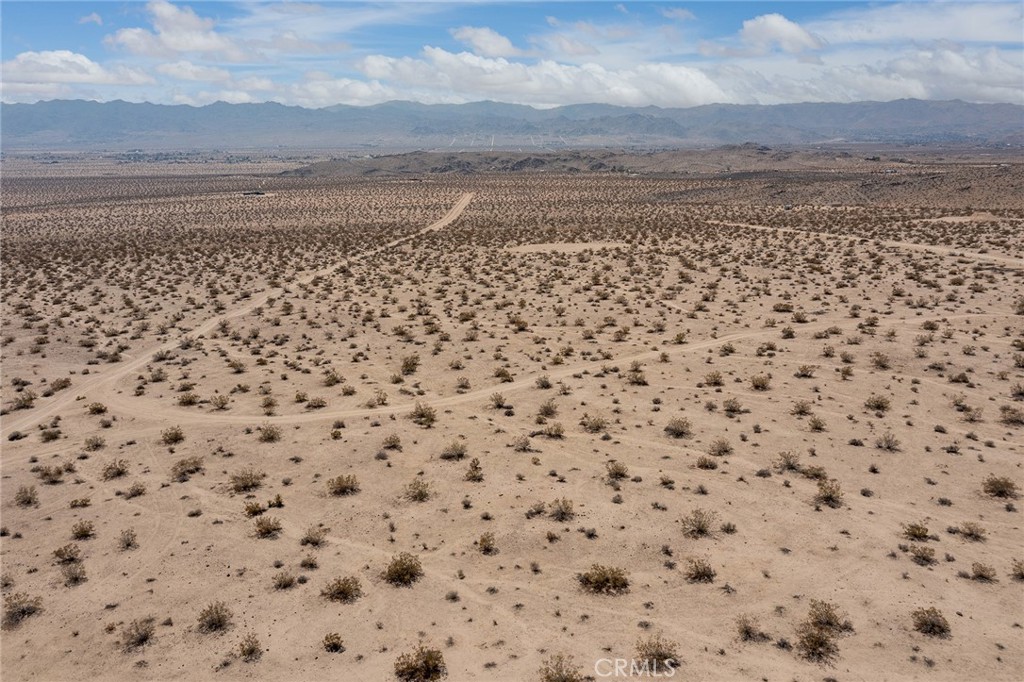 2549 Delaware Avenue Joshua Tree, CA 92252 - Photo 12 of 18 a view of a sky view of a building