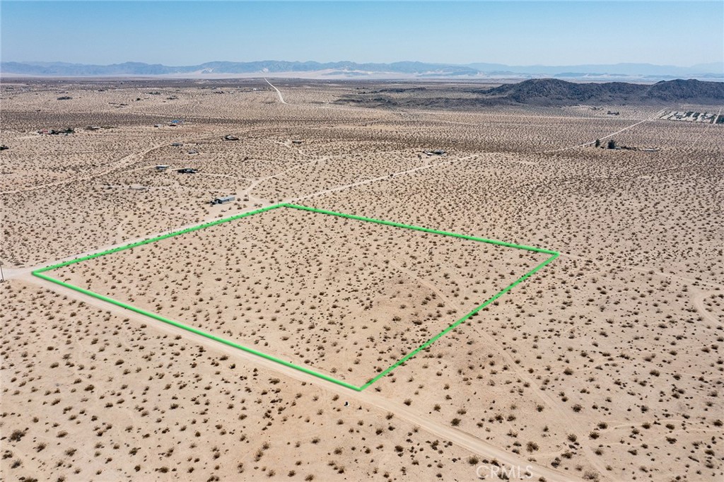 2549 Delaware Avenue Joshua Tree, CA 92252 - Photo 13 of 18