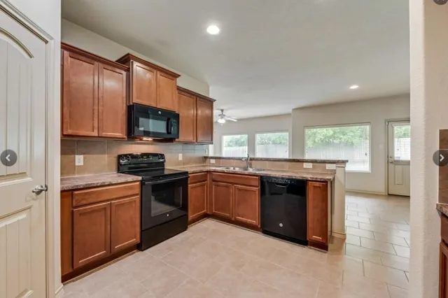 $2,500 | 6285 Bush Buck Run, Fort Worth, TX 76179